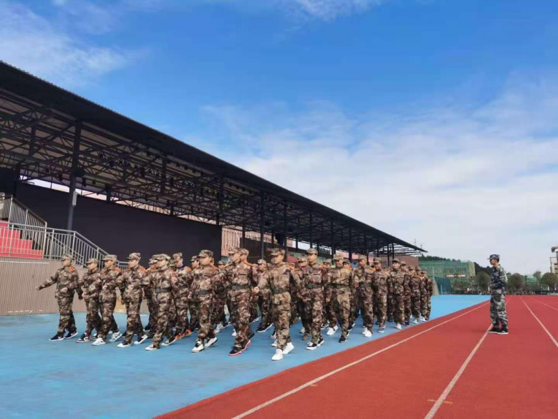 機械工程系新生軍訓(xùn)圓滿結(jié)束
