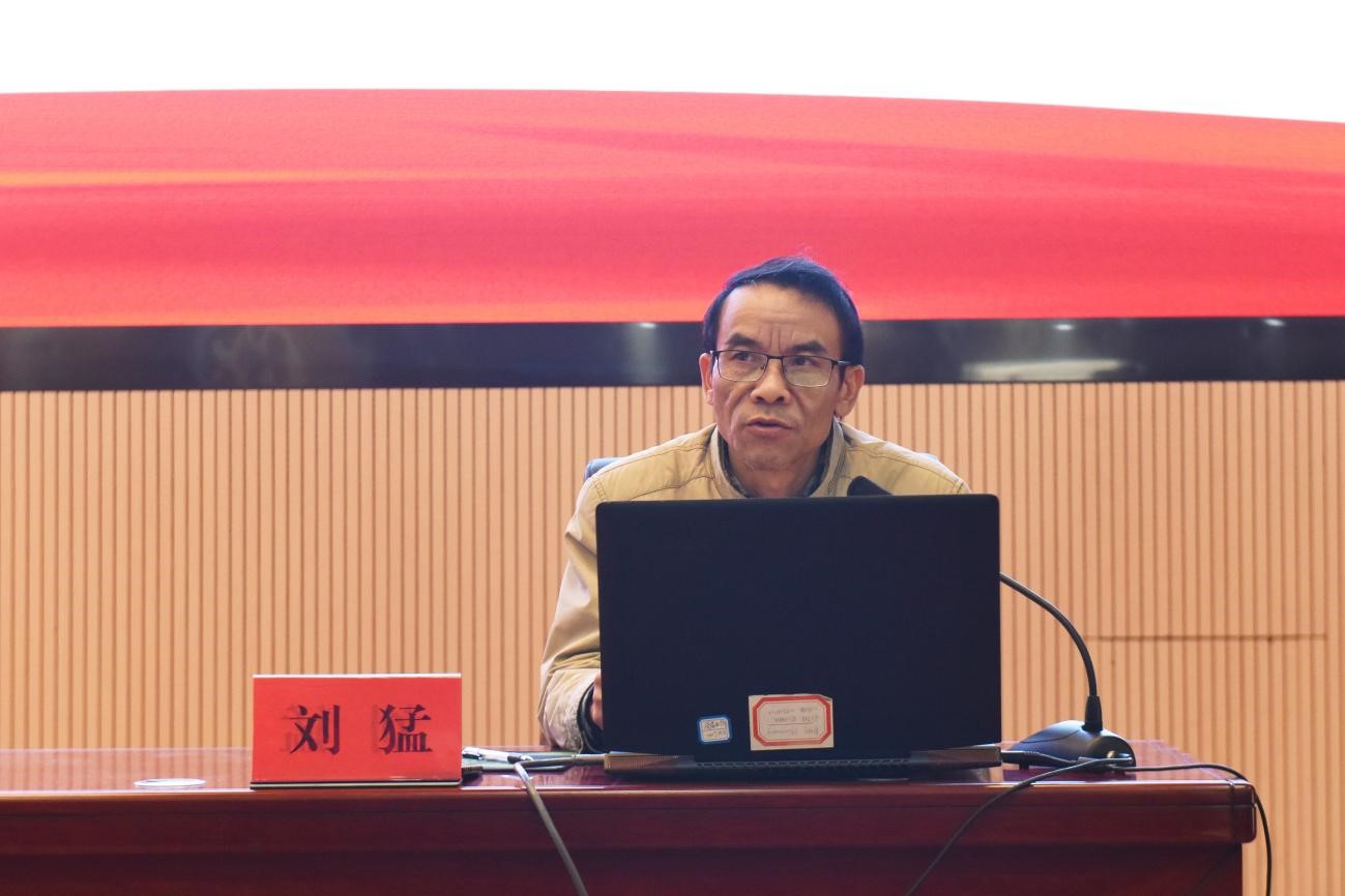 院長開講2021年秋季學期思政大課：讀懂偉大建黨精神，激發(fā)向上成長力量