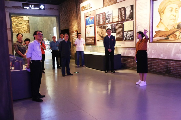 同心跟黨走 奮進新征程 | 學院開展黨外人士聯(lián)誼交友活動