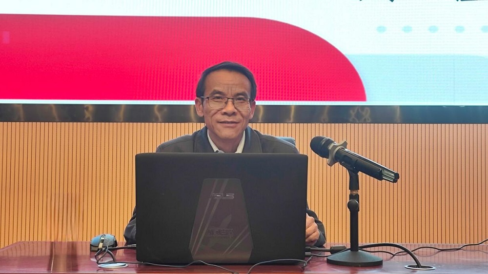 學院院長劉猛為機械工程系2022級學生講授《形勢與政策》專題課